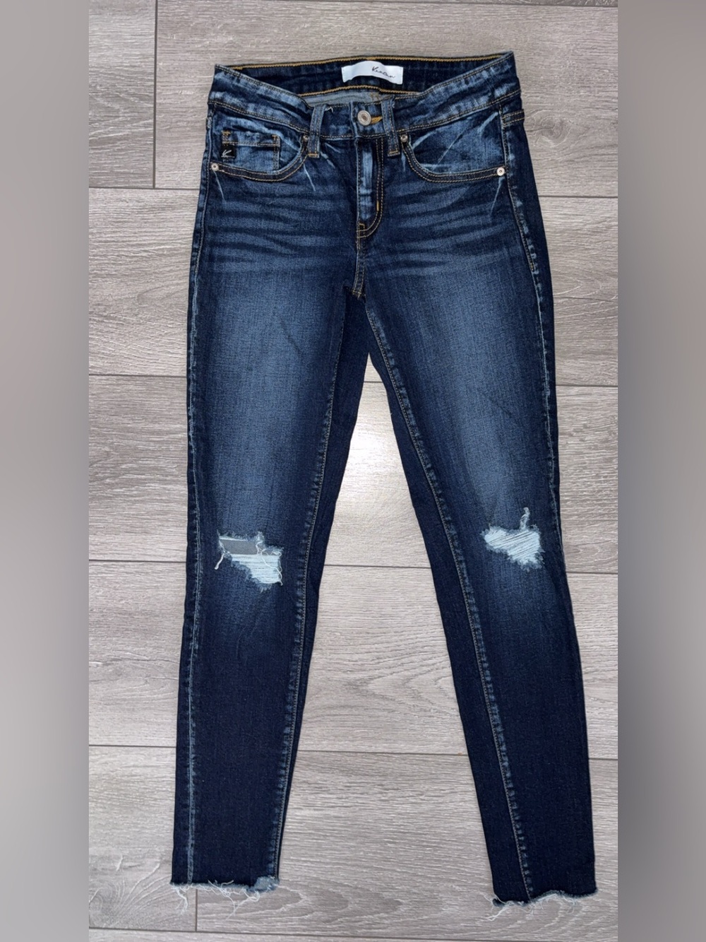 Kancan Jeans Size 3/25 Skinny Distressed Dark Wash Raw Hem EUC